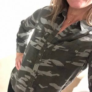 EXPRESS button down camo shirt